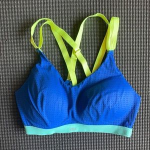 Victoria Secret Sports Bra